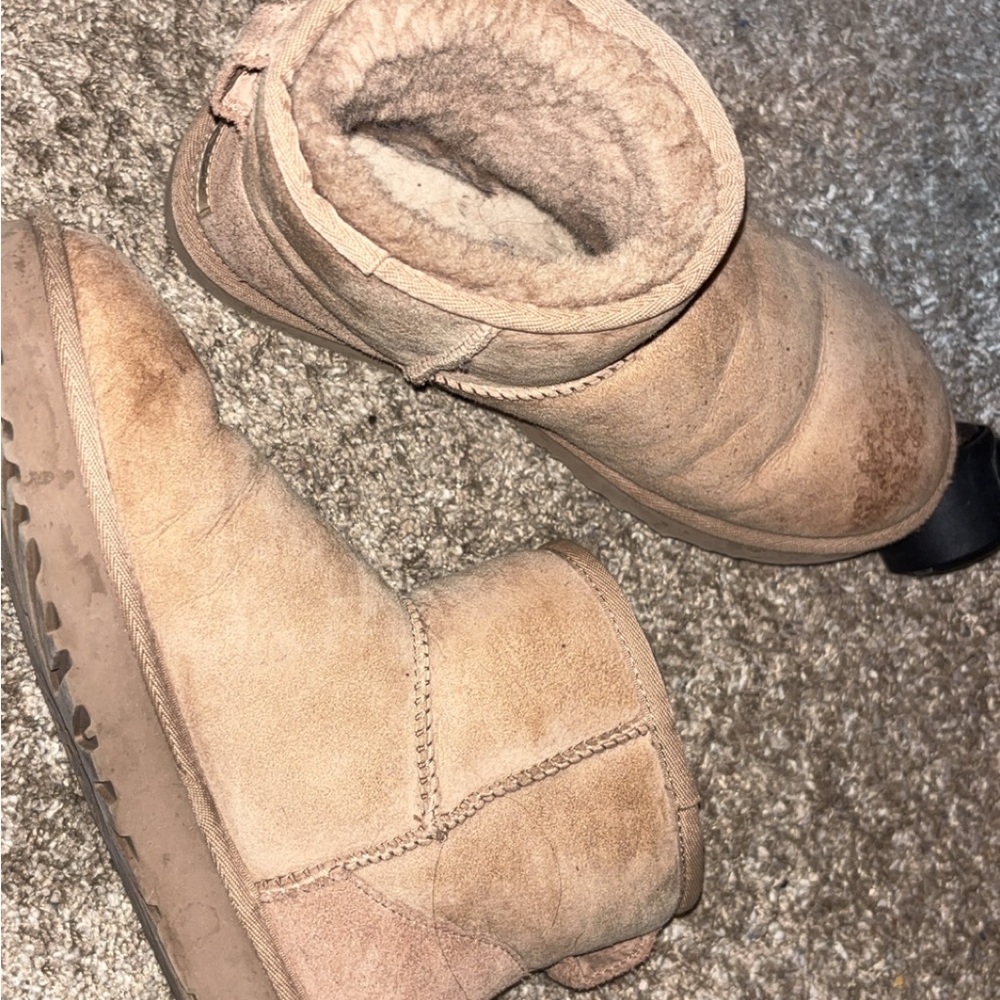 Uggs size 9